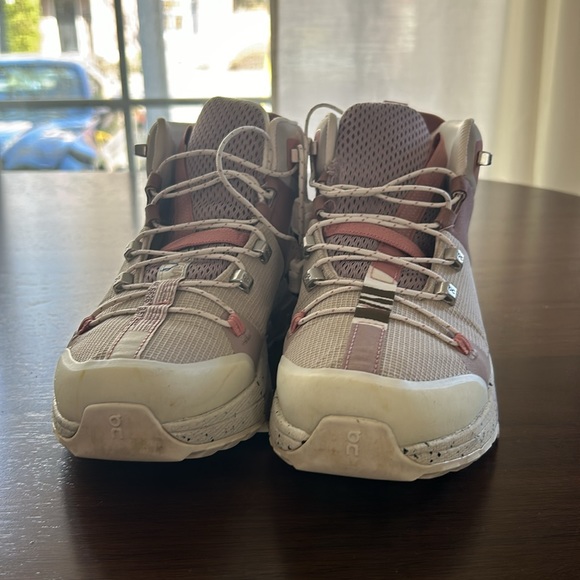 On Cloudtrax Rose | Ivory - Picture 3 of 8